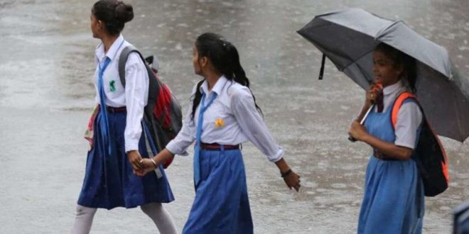 मूसलाधार बारिश के चलते शुक्रवार को उत्तर प्रदेश के स्कूल, कॉलेज बंद रहे » #1 Entertainment & Top News Blog