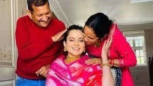 बर्थडे पर मां को याद कर नम हुईं अक्षय कुमार की आंखें थलाइवी में कंगना रनौत की धाकड़ एक्टिंग देख चौंके मां-बाप » #1 Entertainment & Top News Blog