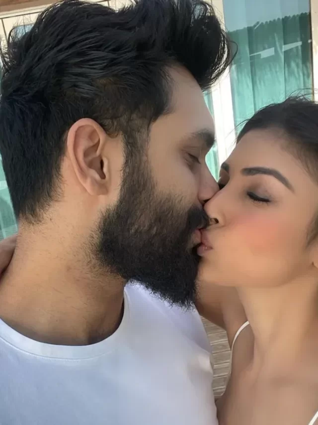 मौनी रॉय ने पति सूरज नांबियार को जन्मदिन की बधाई देते हुए