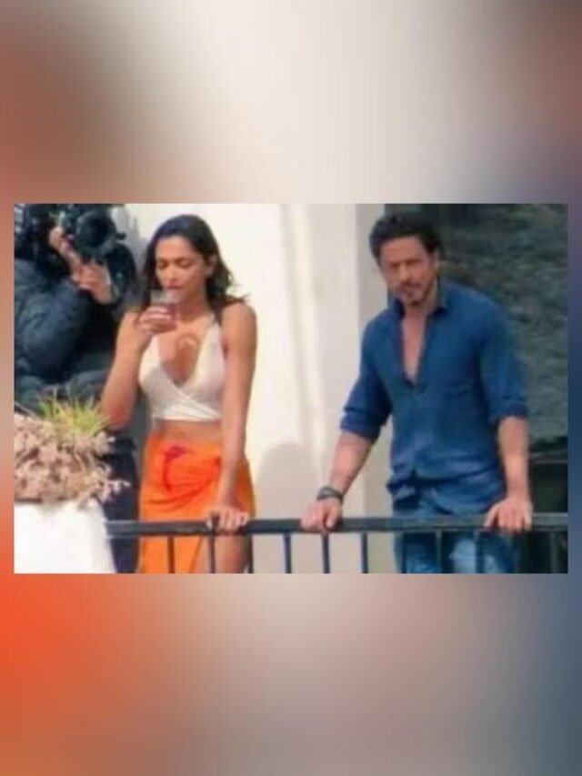 बेशरम रंग: दीपिका पादुकोण शाहरुख खान ने पठान गाने में फिर से बिखेरा जलवा