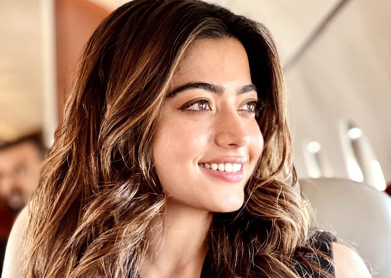 रश्मिका मंदाना की आय - Top Bollywood Actress