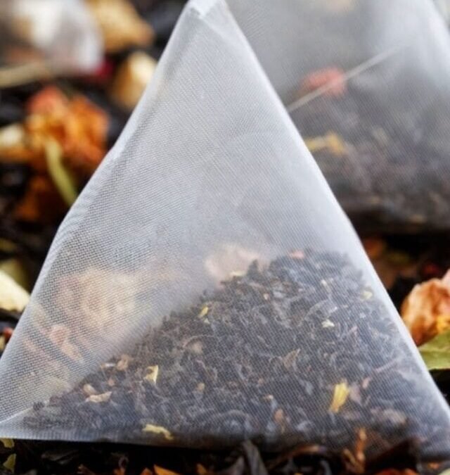 Tea Bags for Beauty: Natural Remedies for Puffy Eyes, Dull Skin, and Hair Care