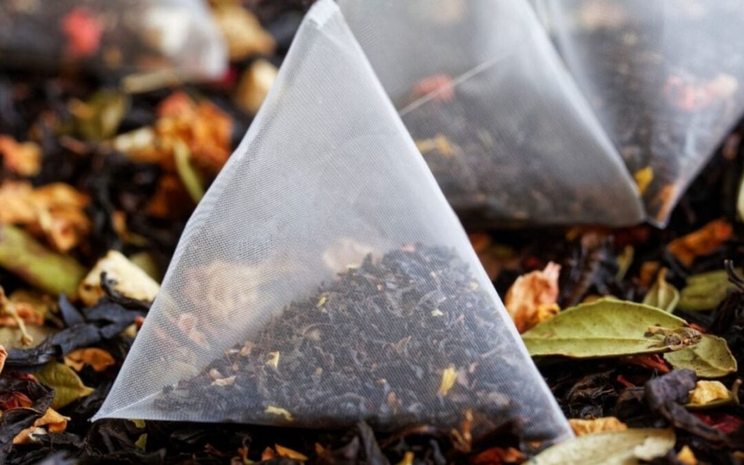 Tea bags for beauty, natural remedies, puffy eyes, dull skin, hair care, anti-inflammatory, skin glow, organic beauty tips