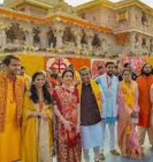 Akash Ambani’s Grand Donation: Over ₹1 Crore Offered at Kashi Vishwanath Temple