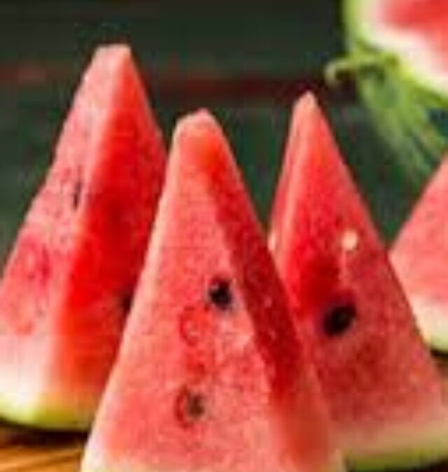 How to Identify Chemically Ripened Watermelon? Learn 5 Easy Tips