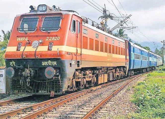 IRCTC तत्काल टिकट बुकिंग, स्मार्ट ट्रेन टिकट समाधान, रेलवे वेबसाइट हैंग समस्या, IRCTC टेक्नोलॉजी अपडेट, ट्रेन टिकट बुकिंग ट्रेंड्स 2025