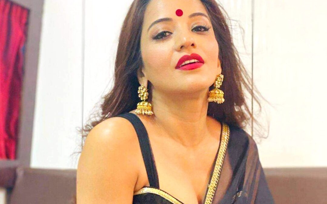 Antara Biswas real name, Monalisa Bhojpuri actress, Bollywood name change story, actress name transformation, Monalisa biography, celebrity name secrets