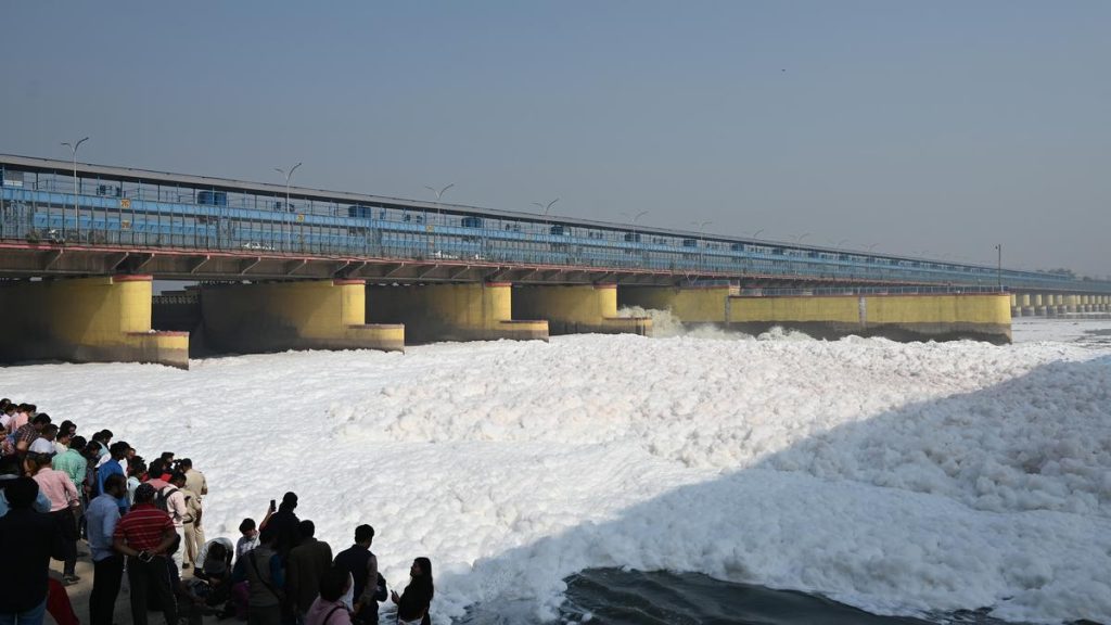 यमुना नदी Yamuna River Romantic Pre-Wedding Shoot Location in Delhi