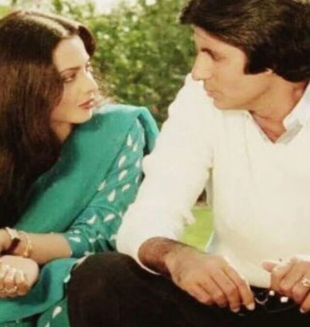 When Rekha Locked Herself in Amitabh’s Party Bathroom – The Untold Reason Revealed!