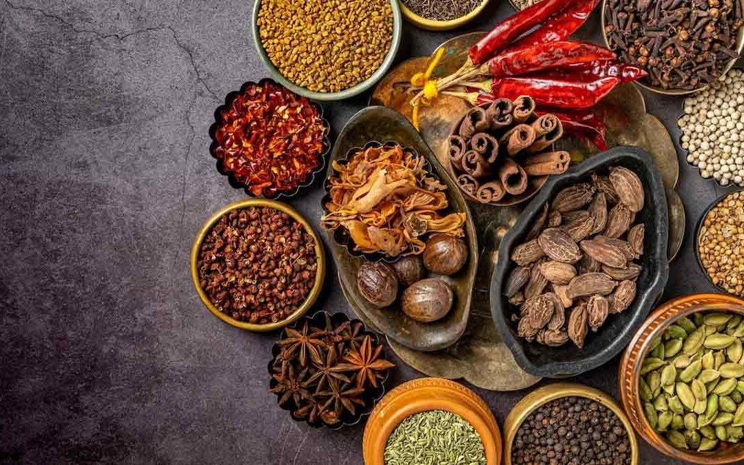 ठंडे मसाले: स्वास्थ्य, इम्युनिटी और खास ड्रिंक्स के लिए एक्सपर्ट गाइड