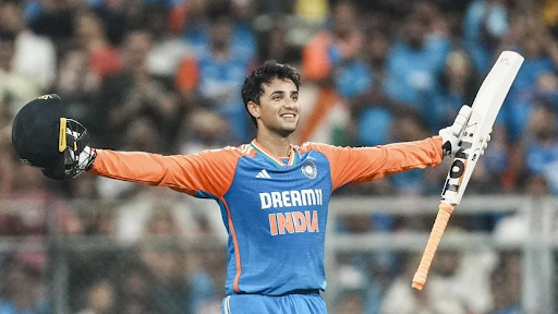 अभिषेक शर्मा बने T20I सिक्सर किंग, युवराज सिंह के शिष्य ने तोड़ा रिकॉर्ड