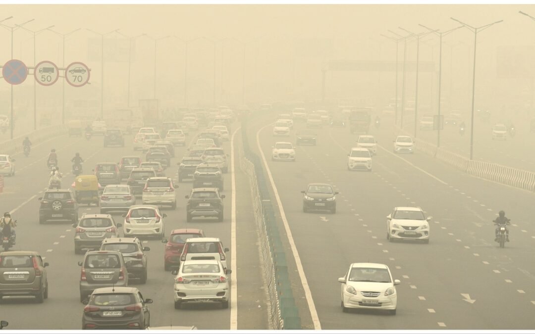 दिल्ली-NCR में बढ़ता स्मॉग: बच्चों-बुजुर्गों में अस्थमा का खतरा