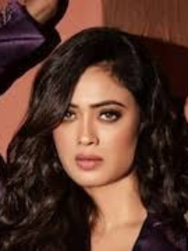 Super Fit at 45: Inside Shweta Tiwari’s Complete Fitness Routine