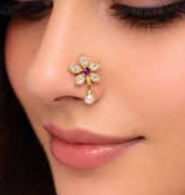 Girls Are Obsessed With These Silver Nose Pin Designs That Instantly Enhance Your Glow