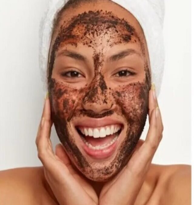 Make a Magical Body Scrub for Just ₹15 and Get Salon Like Glow in 5 Minutes