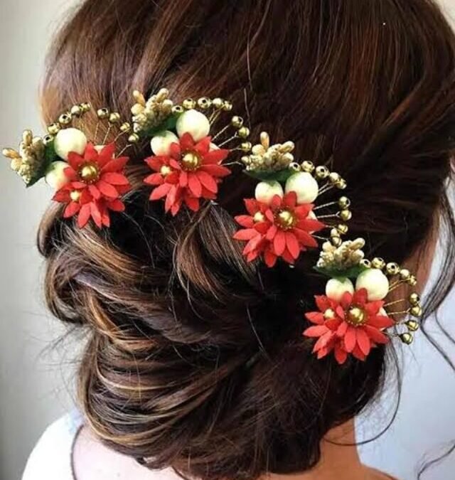 3 Trendy Hair Accessories for a Festive Ethnic Look